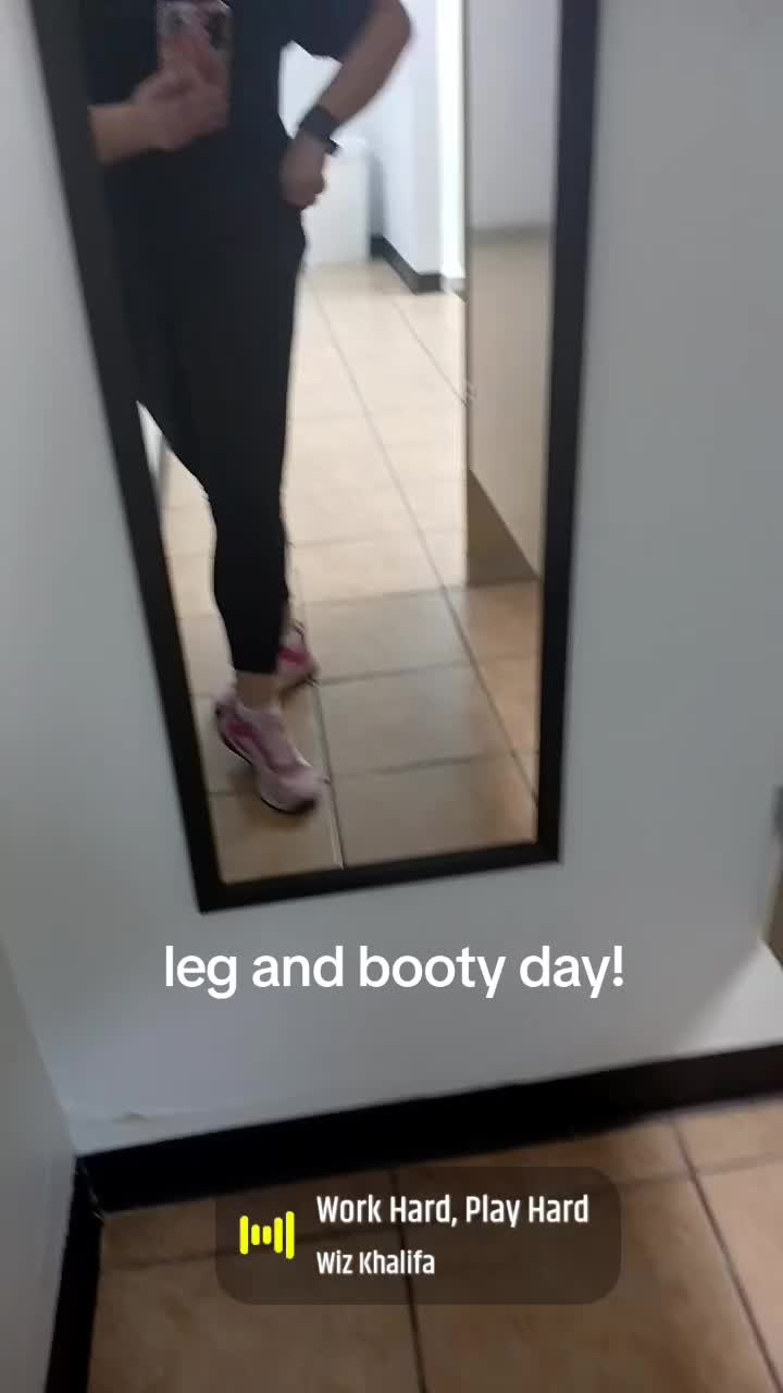 @hollyedot