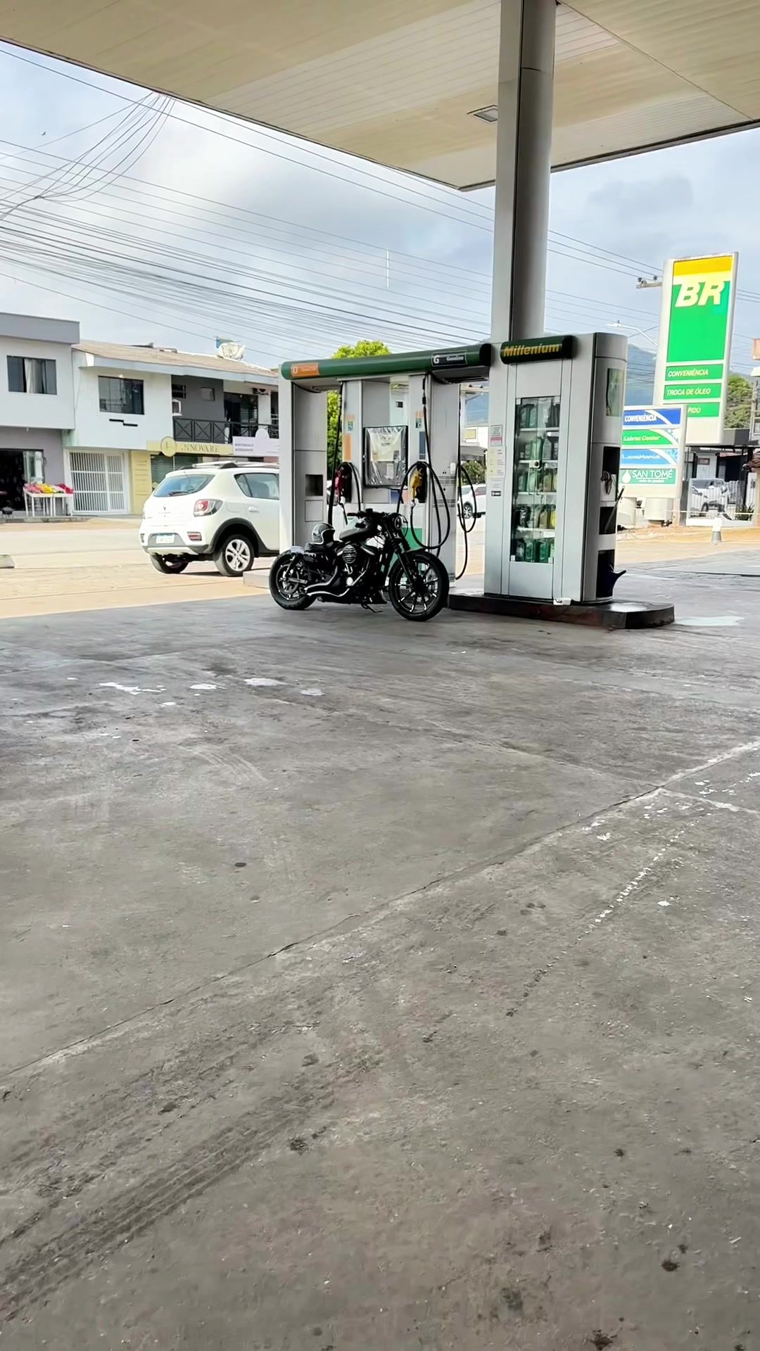 @Fabiano 883 bobber 🇧🇷