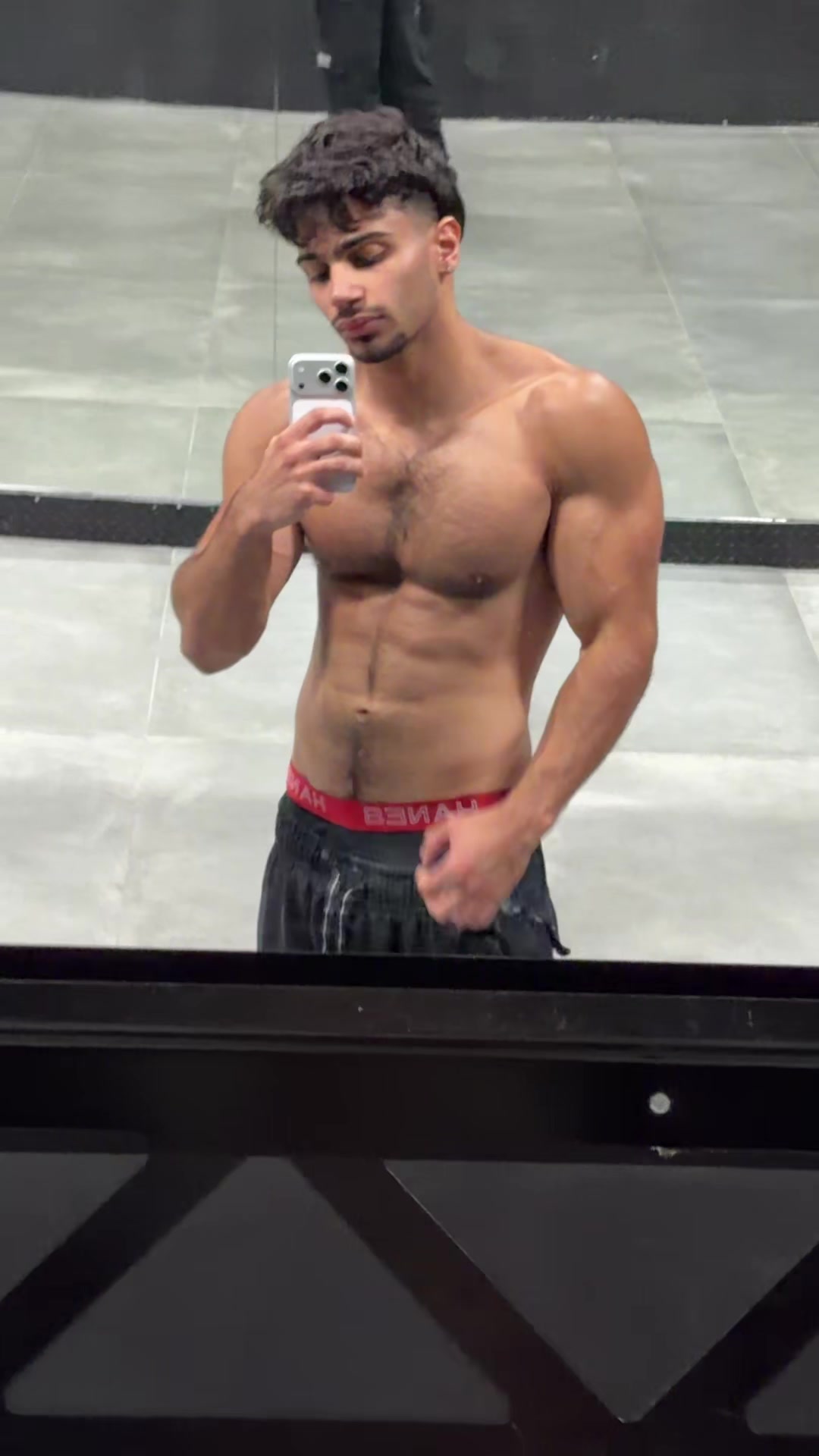 @arianlol