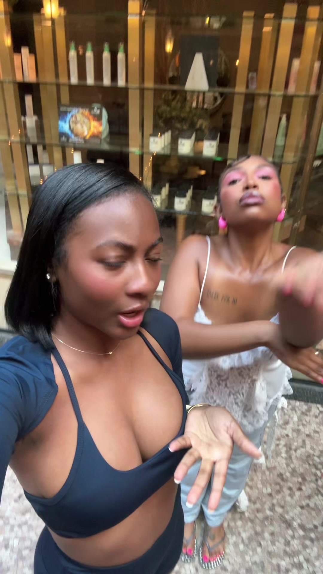@SHANIAMONAEEEE