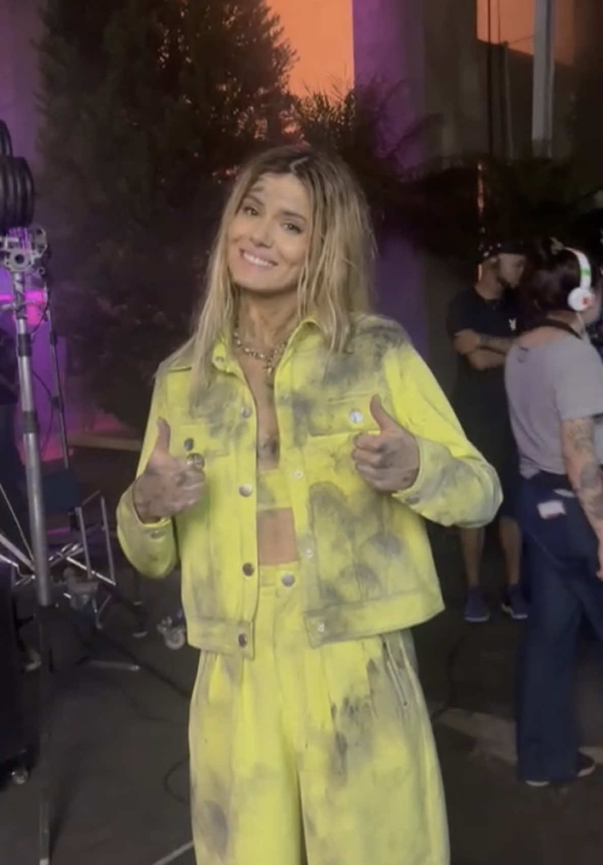 @Camila Queiroz