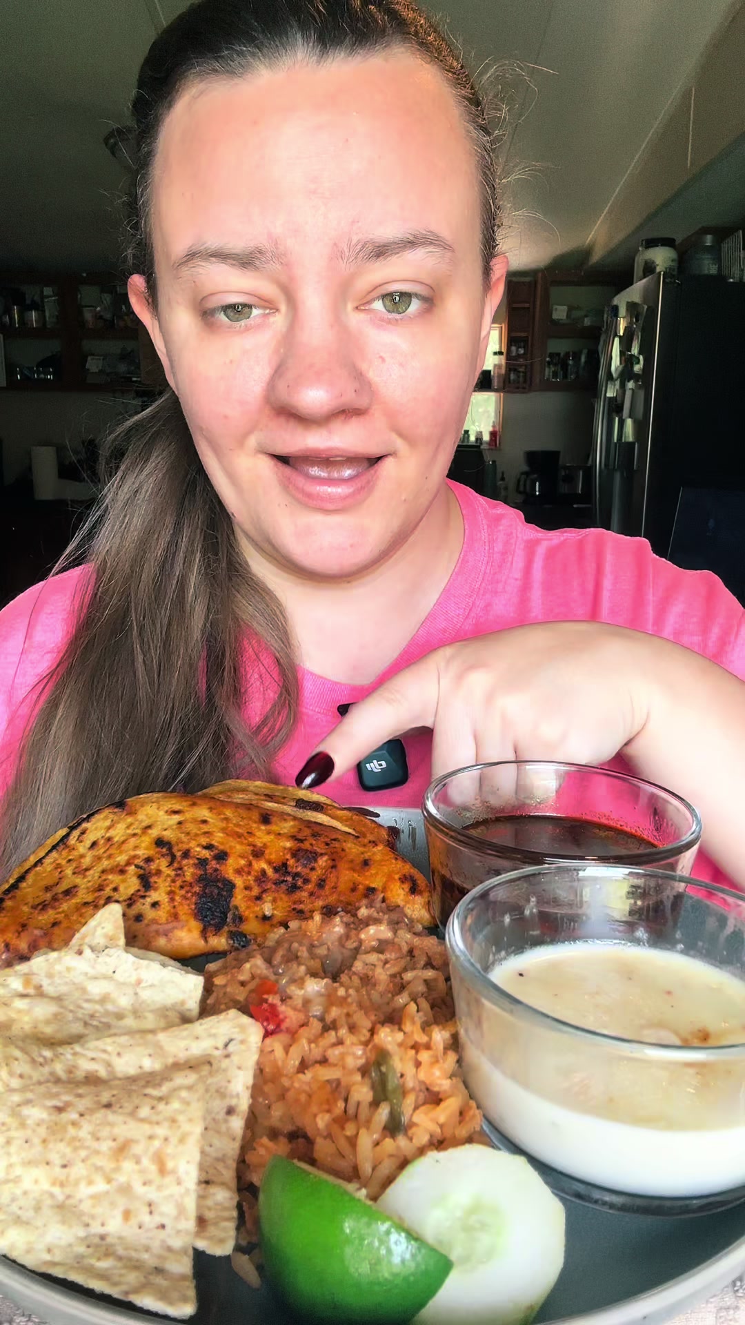 @eatwithrae