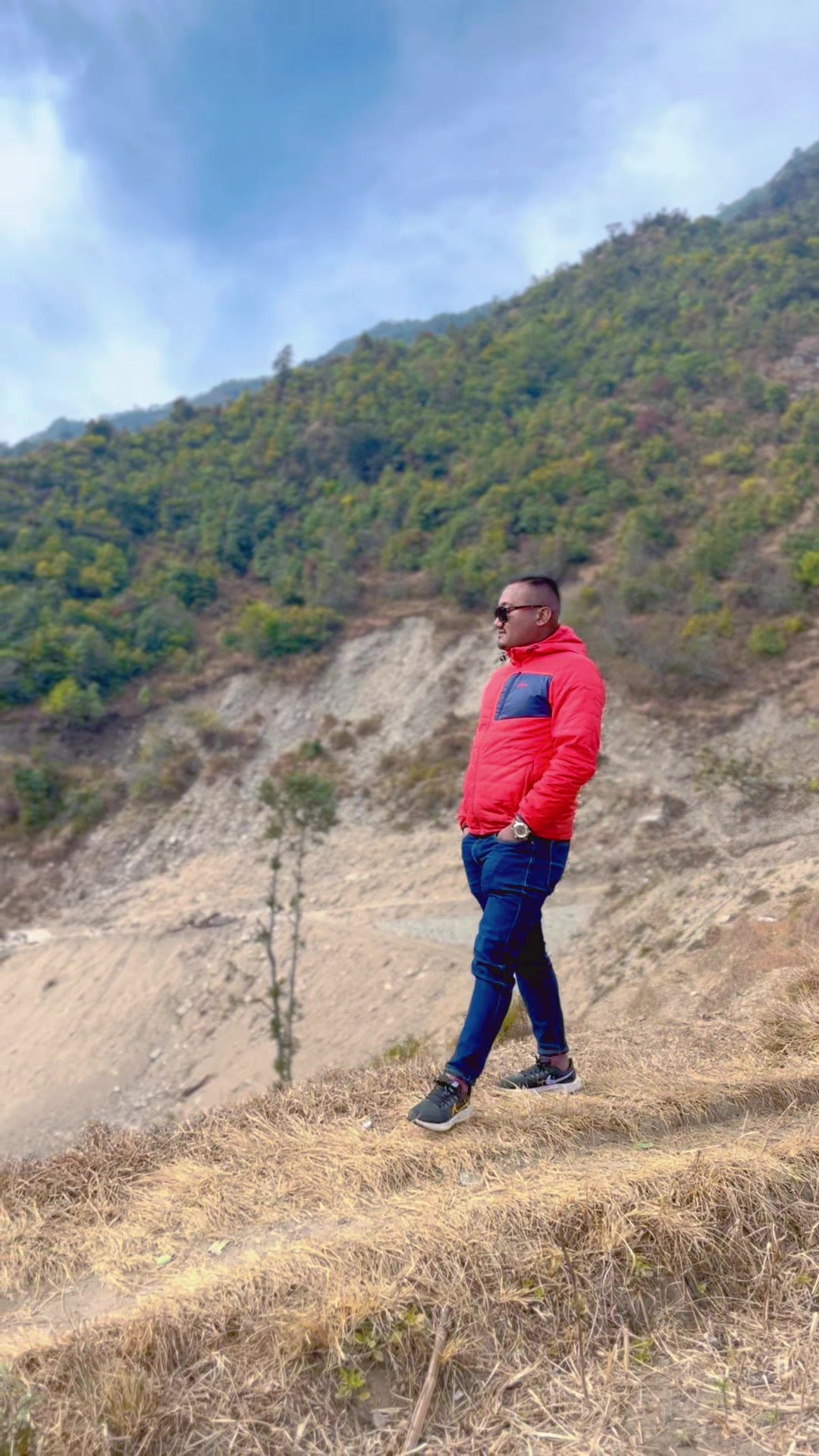 @✅️💕sudip ❤️✅️theeng tamang❤️✅