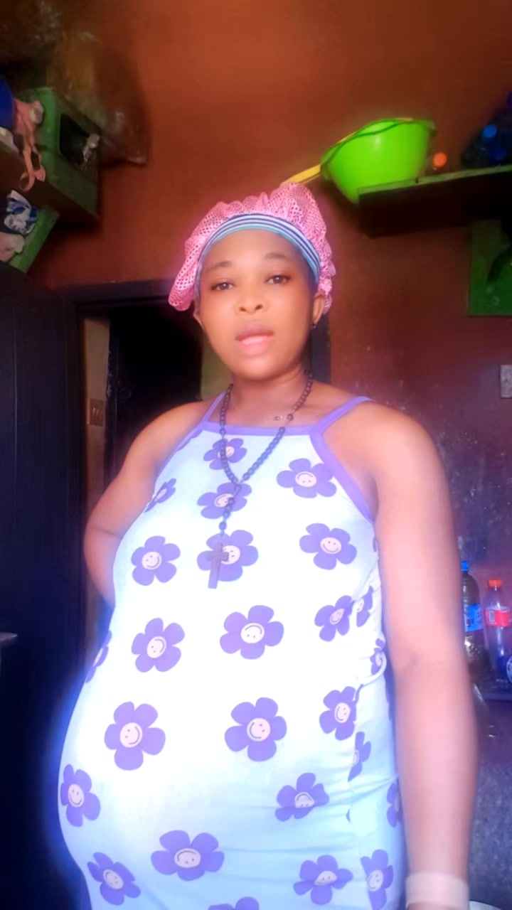 @ONYI'S LIFESTYLE🍲🥪🌮💐🥰
