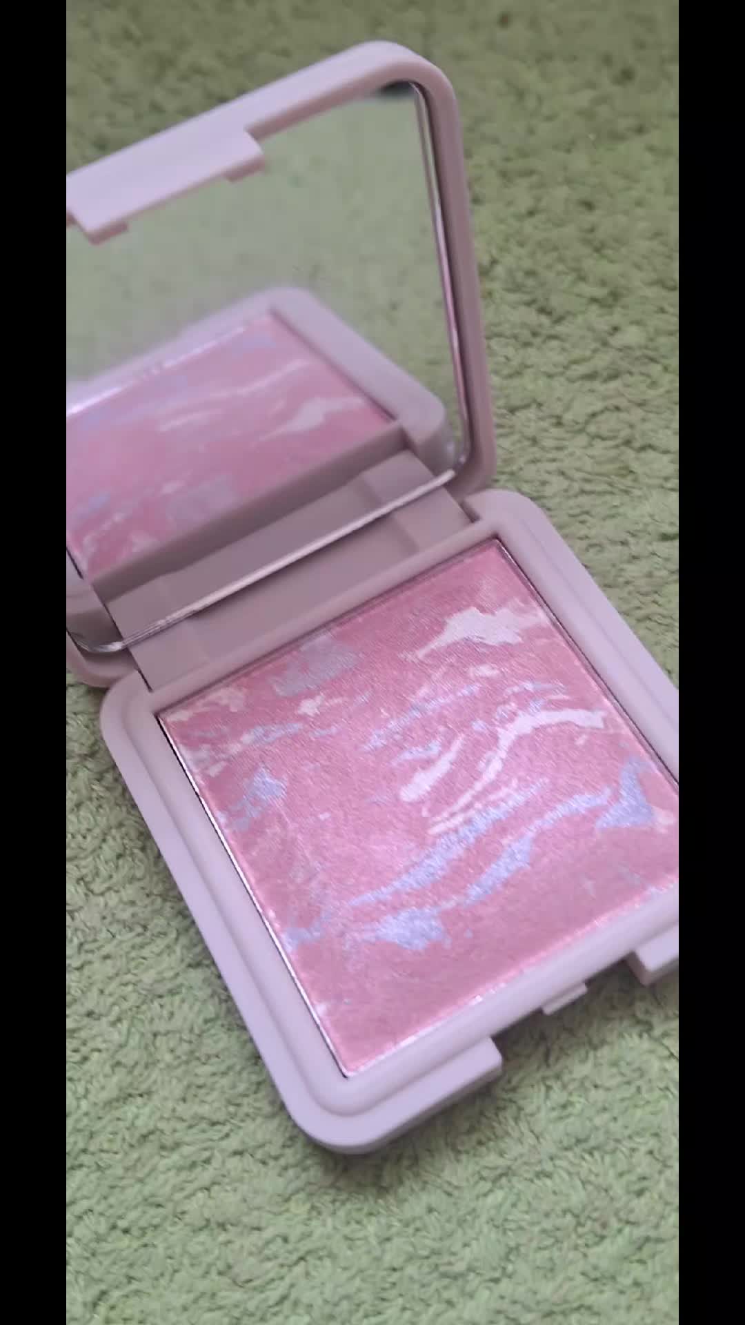 @Queen_Nirvana13