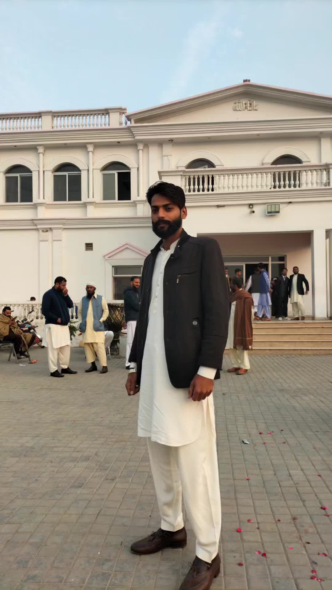 @👈نومی راجپوت 😘