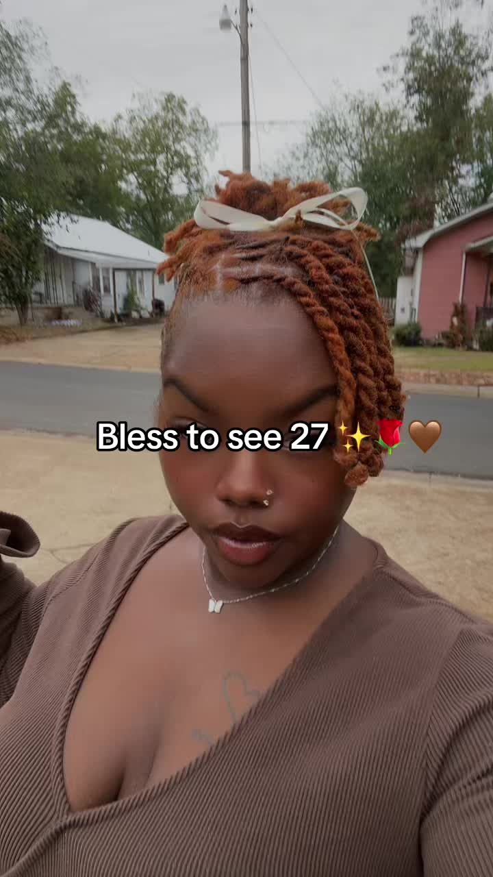 @DeReyonia <3