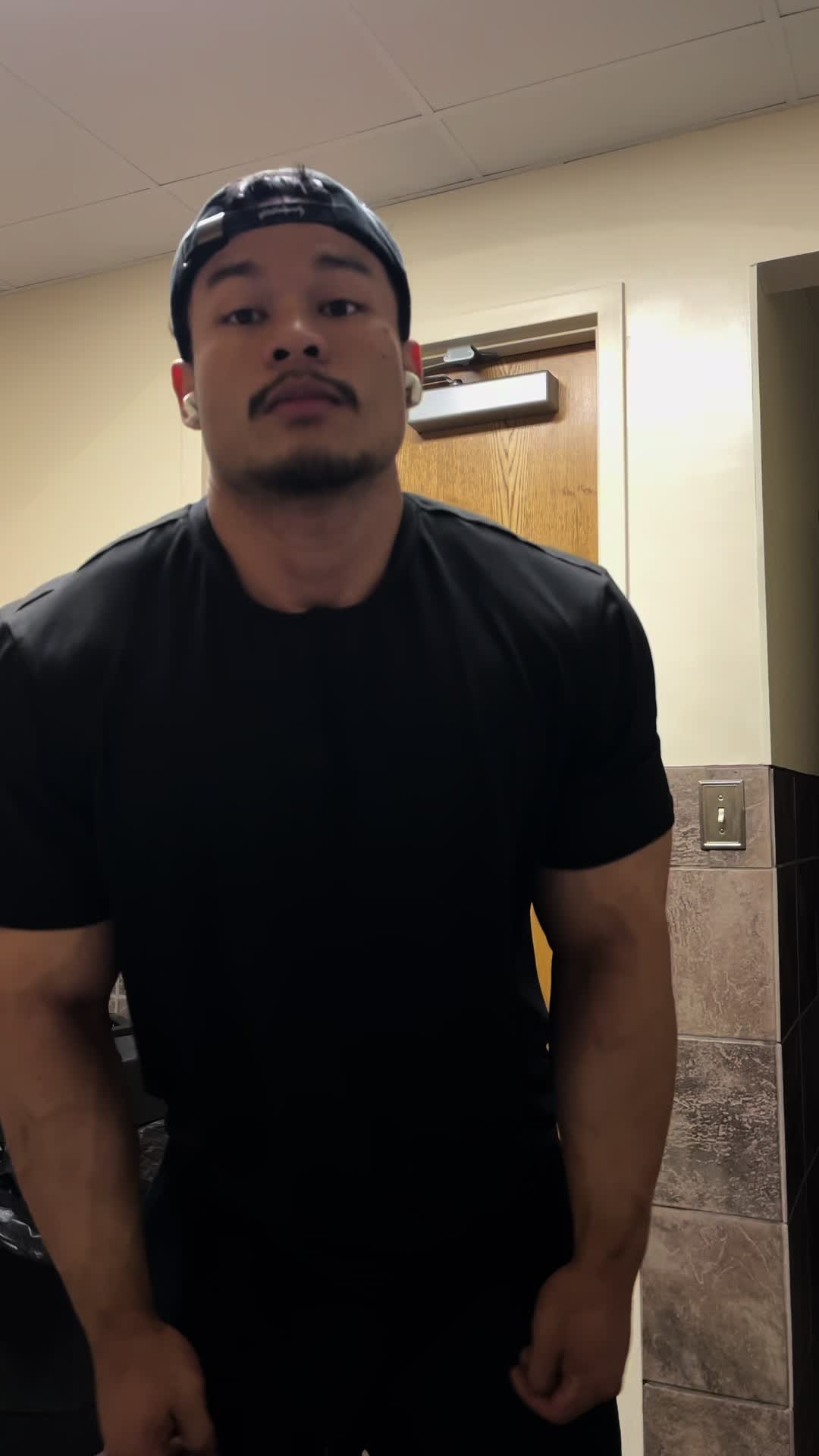 @Extralarge24