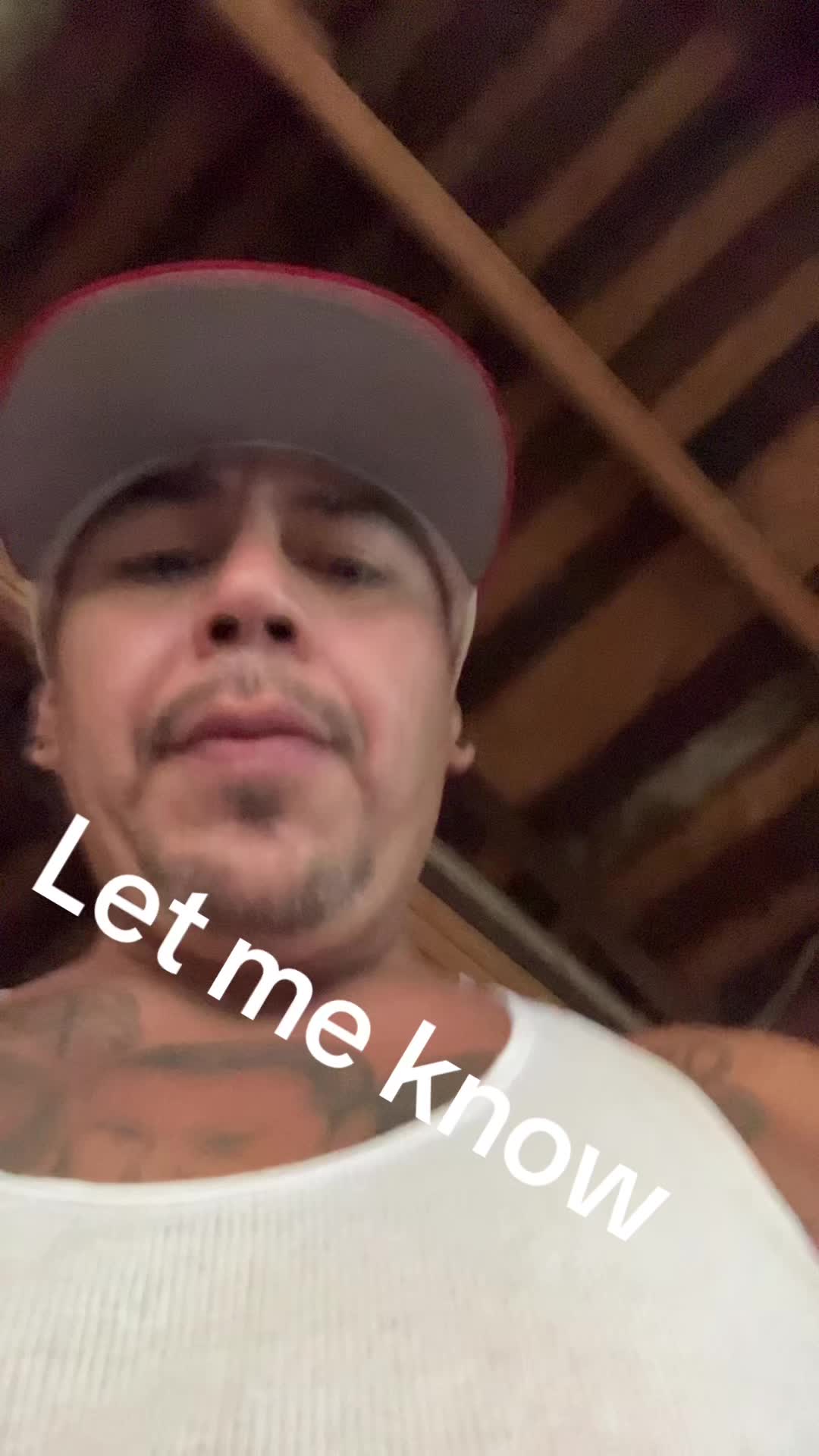 @Benny b