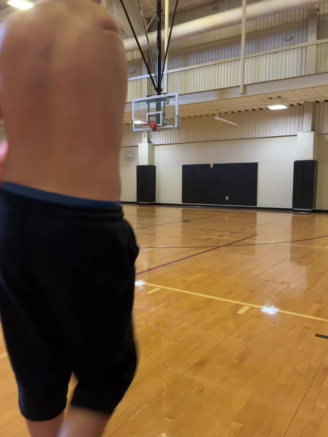 @onearmbeast
