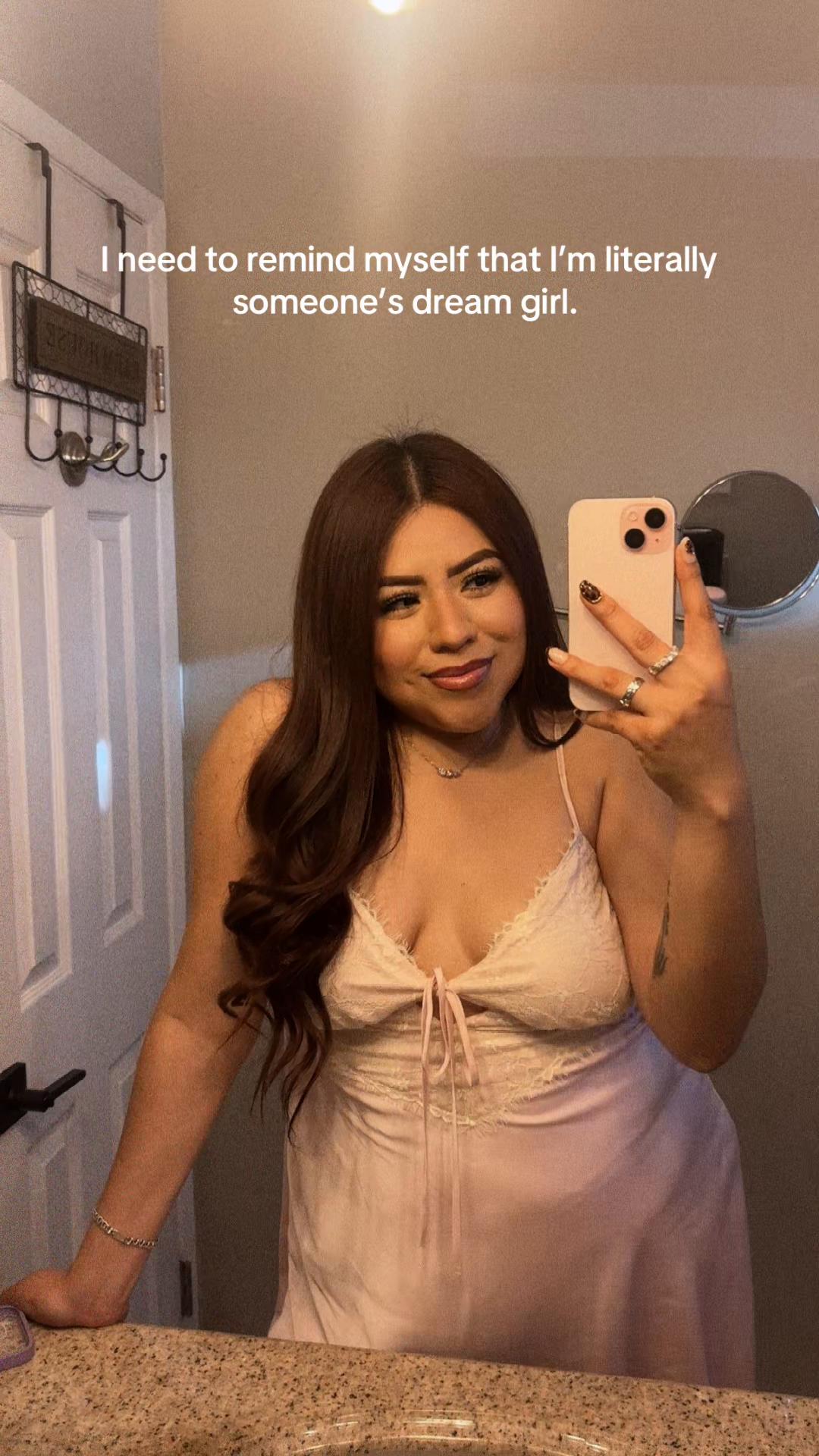 @Laura Sarahí