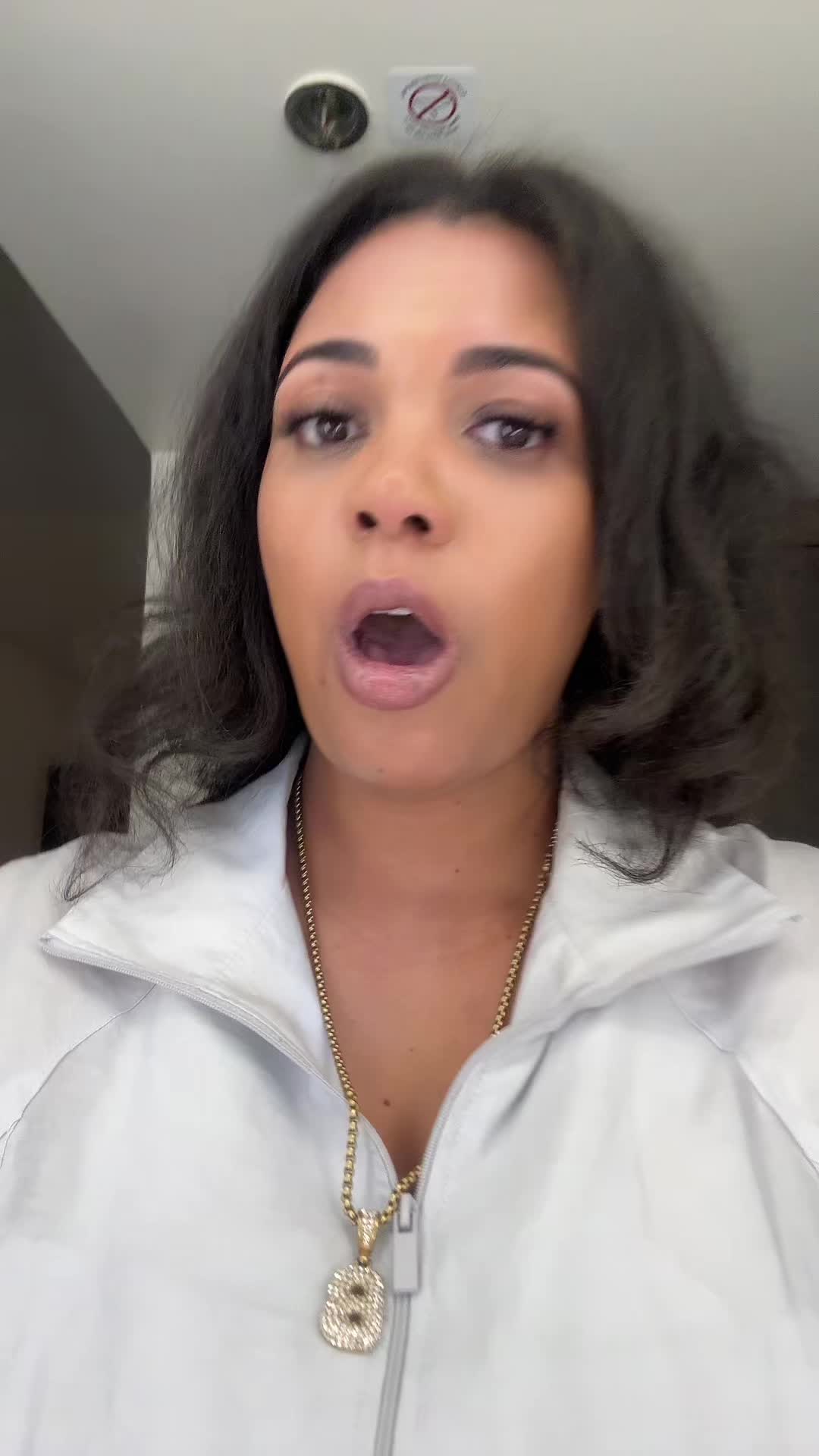 @twinnemom1