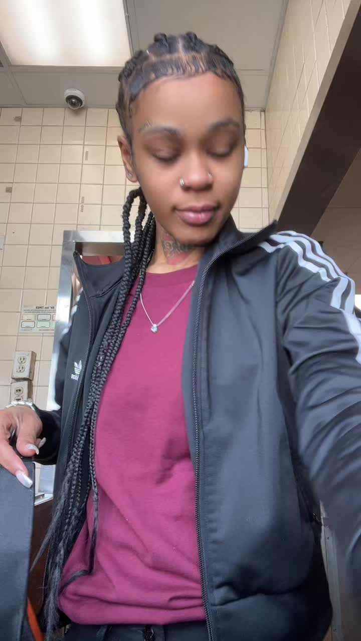 @Jmoneyyx2