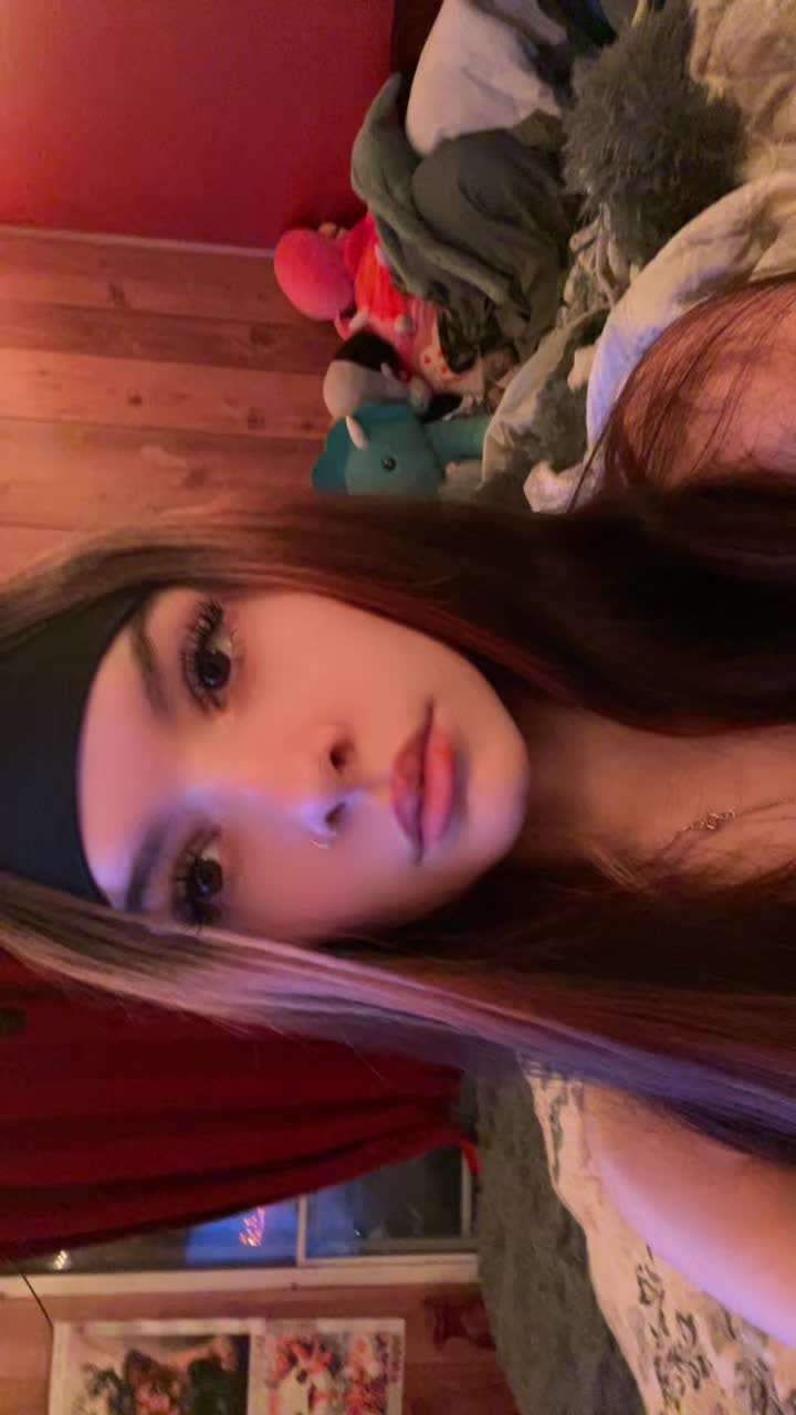 @MacieMai🦕