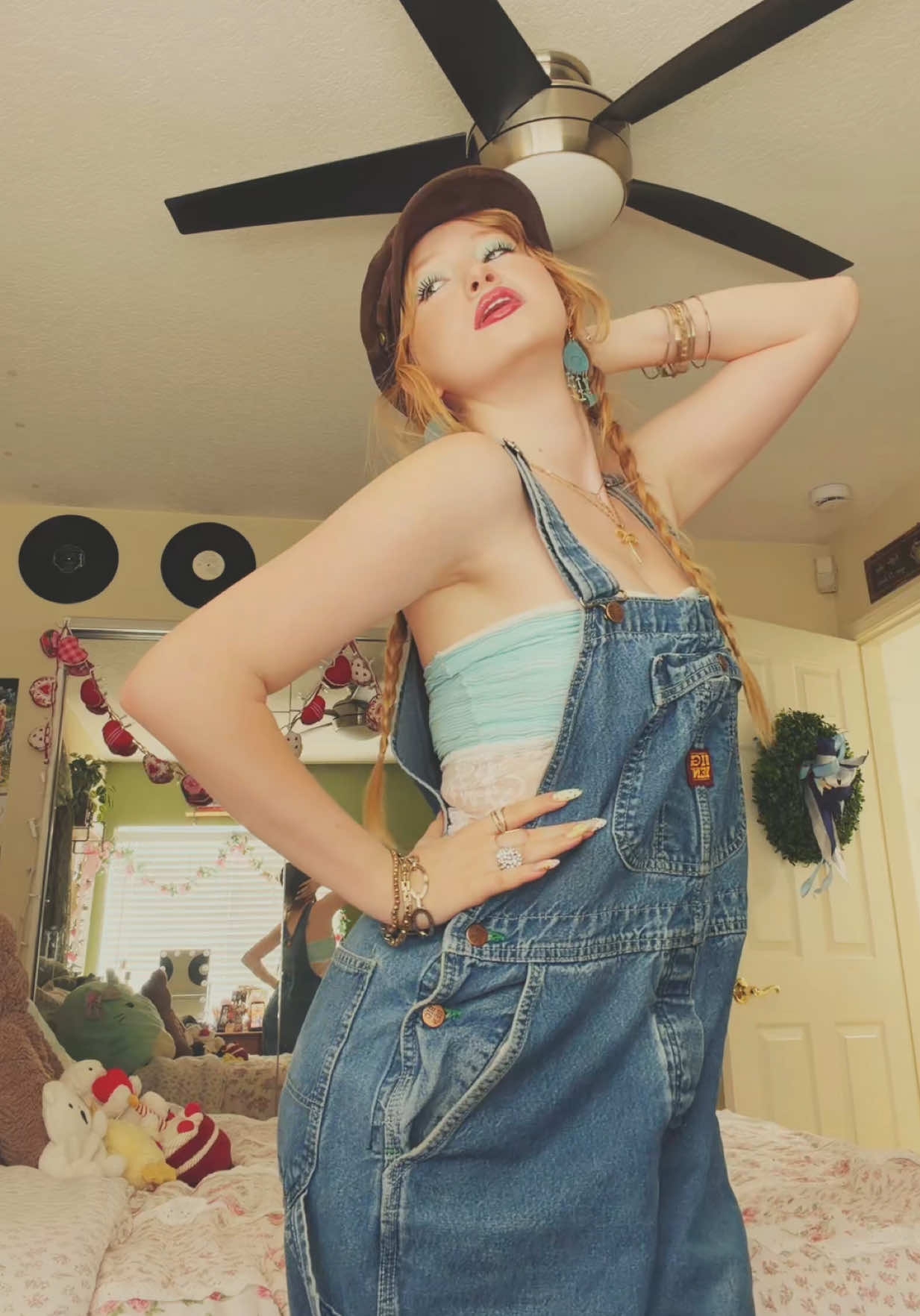 @AbigailZoeLewis