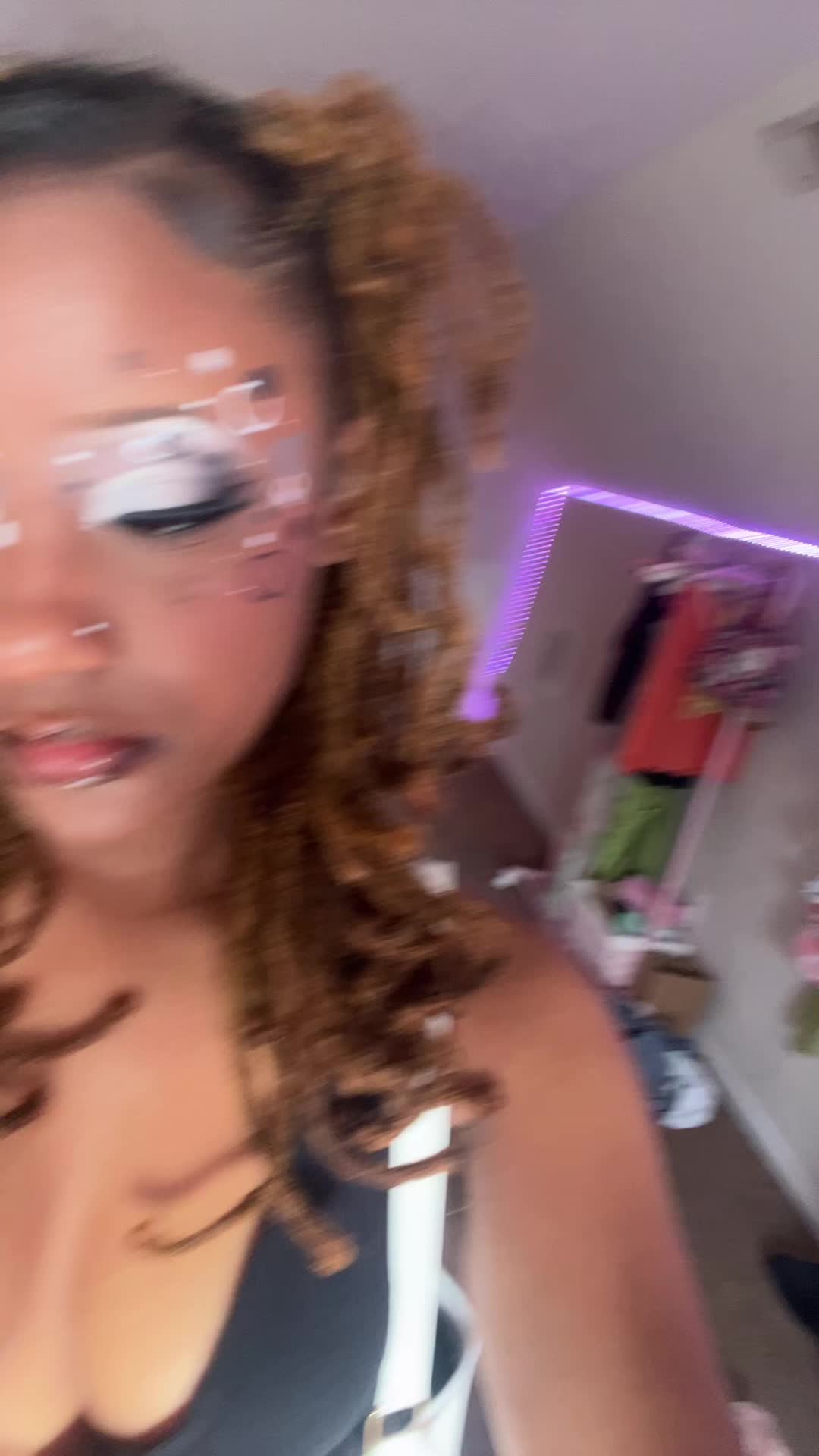 @Ashauna ๐ค