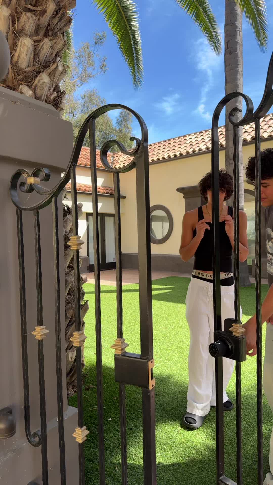 @Bro House HQ