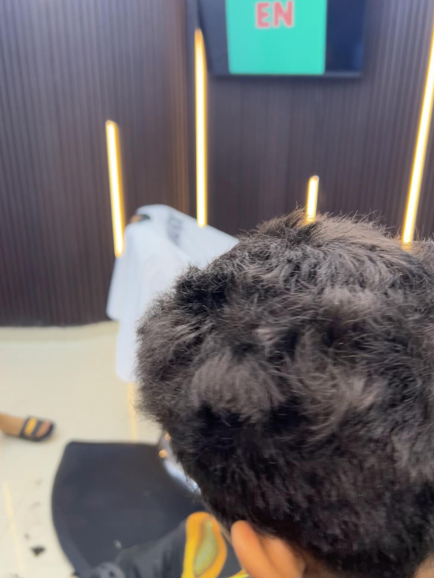 @Eliasnob0a