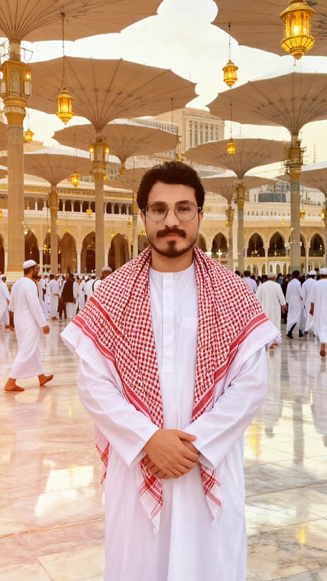 @𝑙𝑎𝑑𝑙𝑎ℎ بلوچ💕