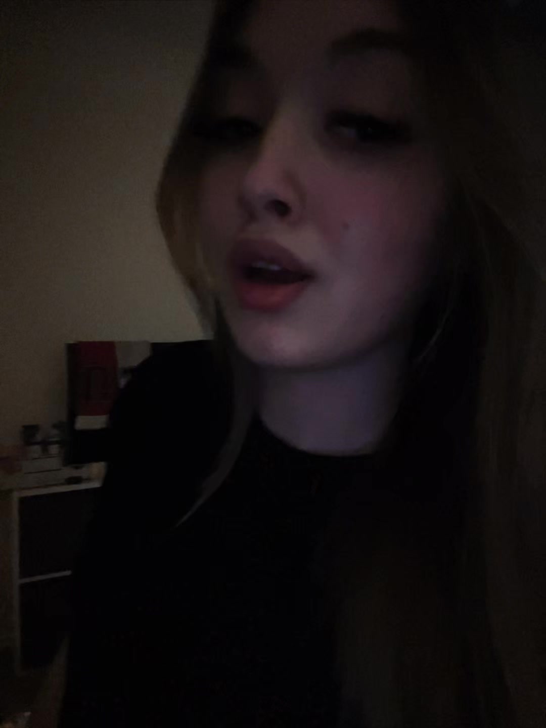 @Аля🕸️