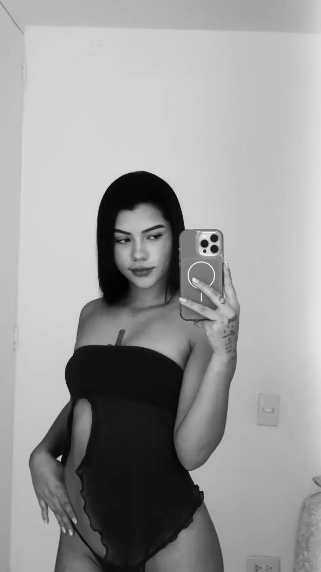 @Camila Henao.