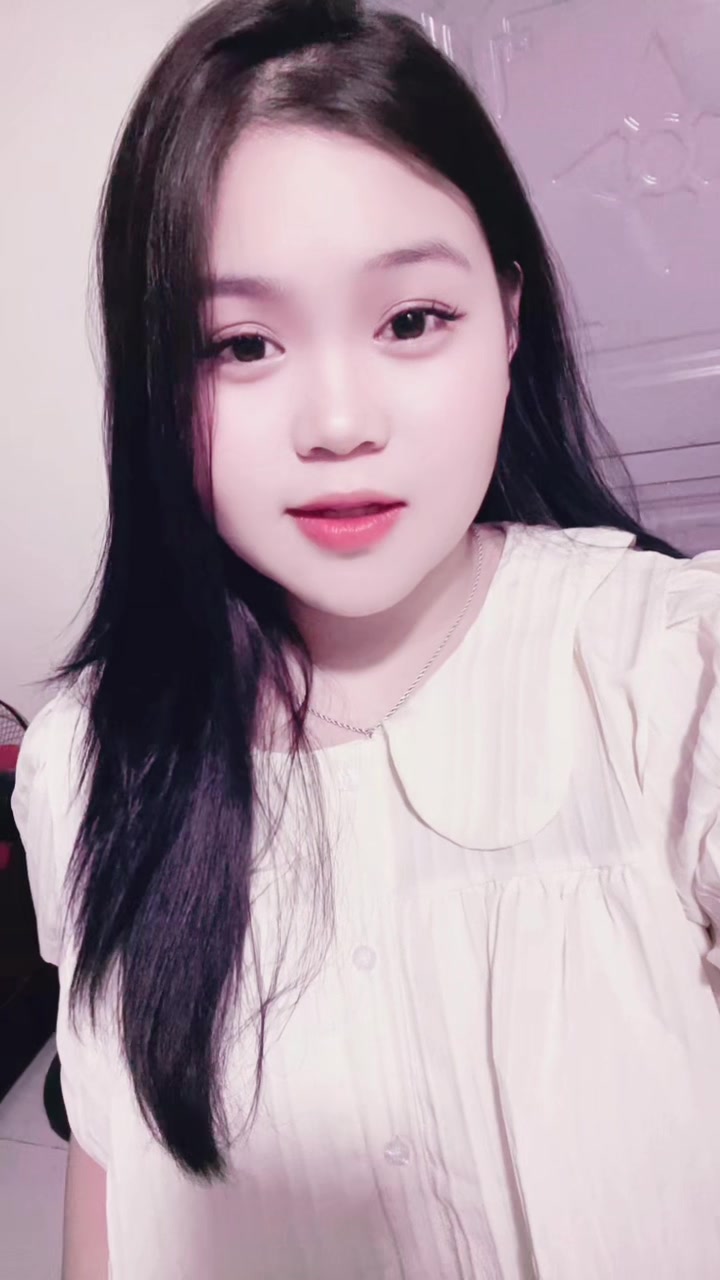 @Th&uacute;y hằng🫧