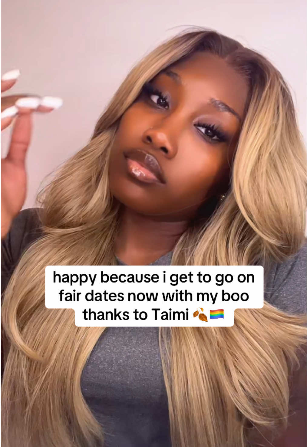 @Kay Tren&eacute;e