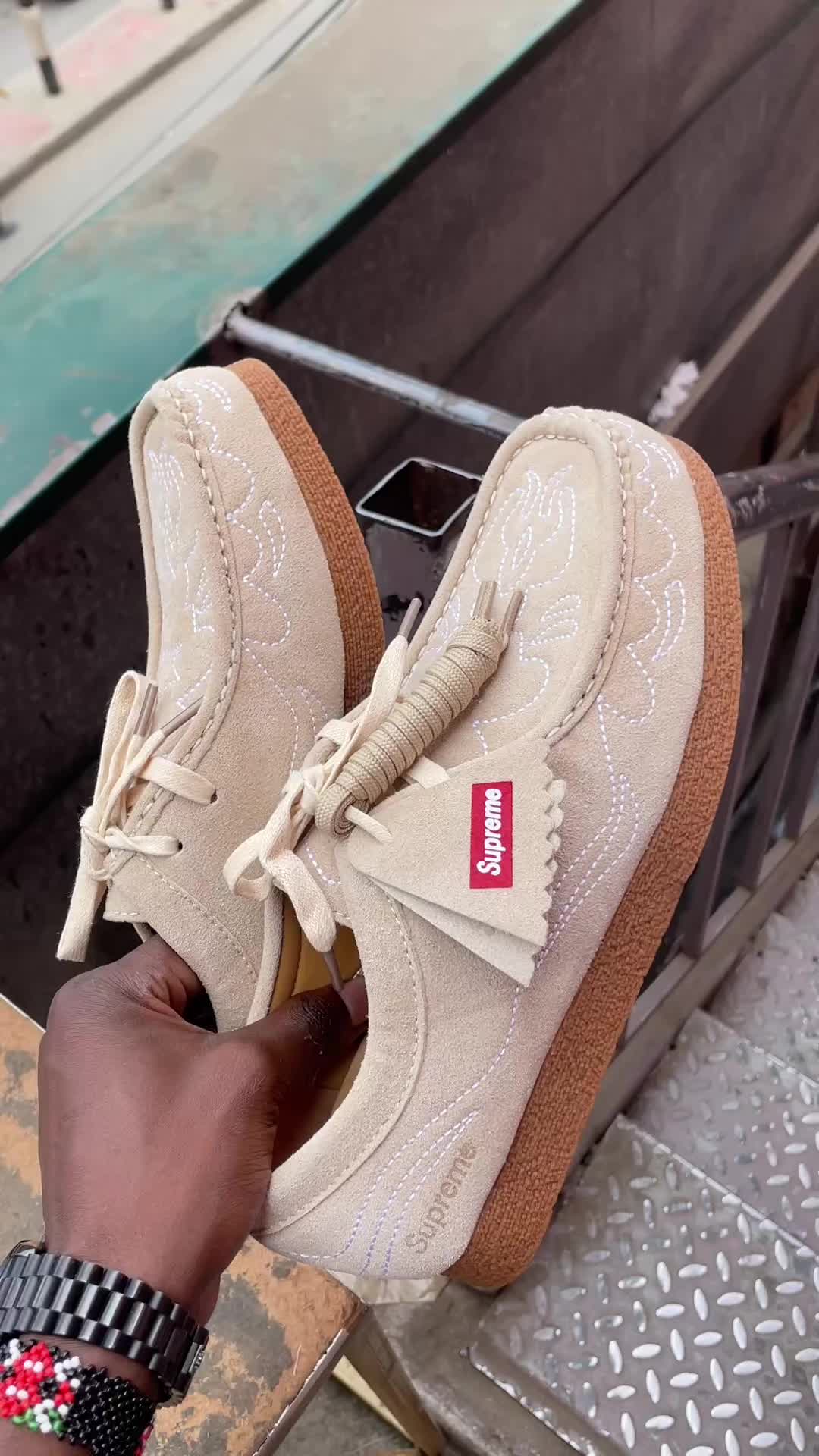 @URBAN SHOES