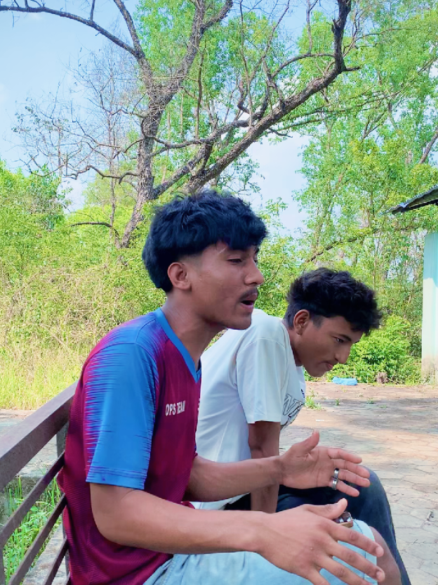 @🗣️(V-L&eacute;&ntilde;)🕸️
