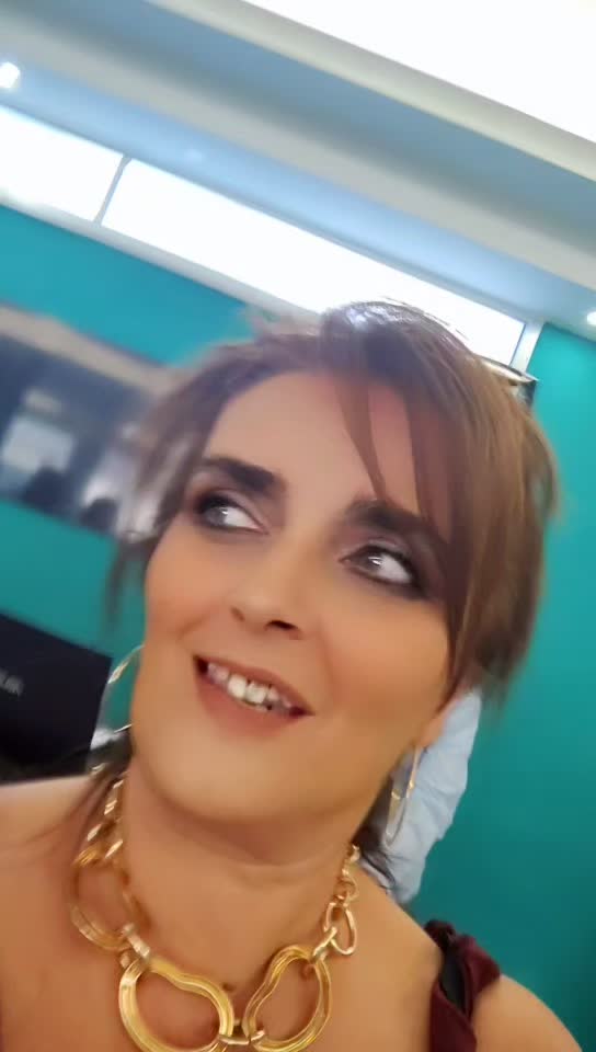 @Lucia Crispino Profi
