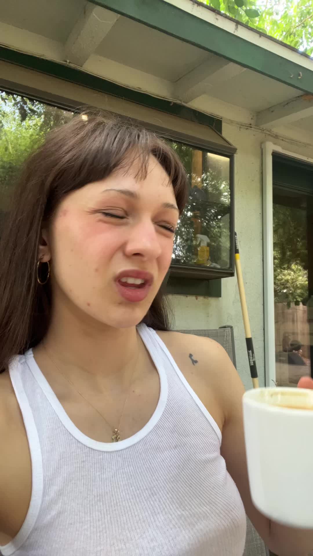 @dylantroesken