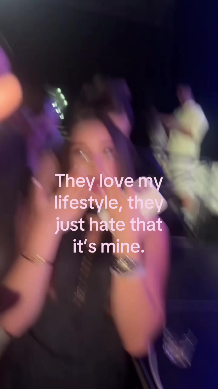 @𝐒.𝐓🪽