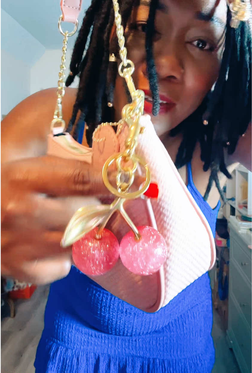 @Yawdgurl (Yaad-gurl)
