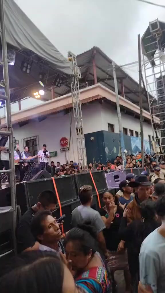 @Emilse
