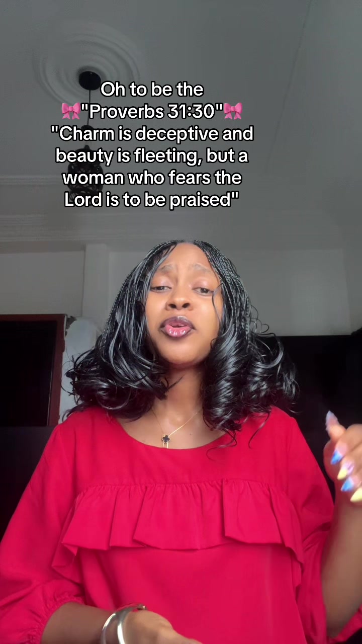 @chucaroline
