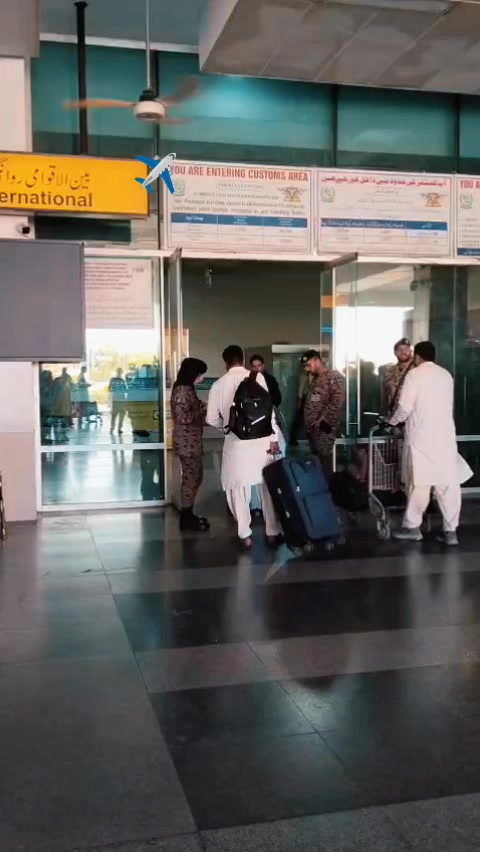 @👑 ملک حمزہ 🥷