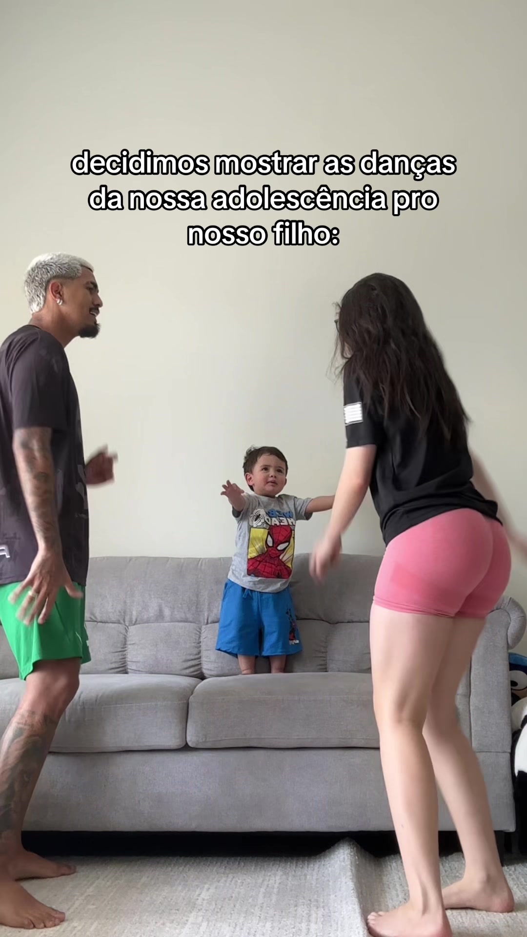 @Milena All&oacute;
