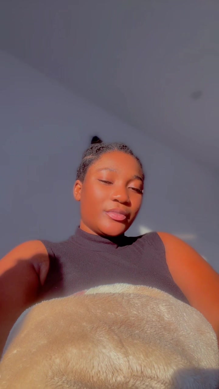 @Akosua Ella🦅🤧