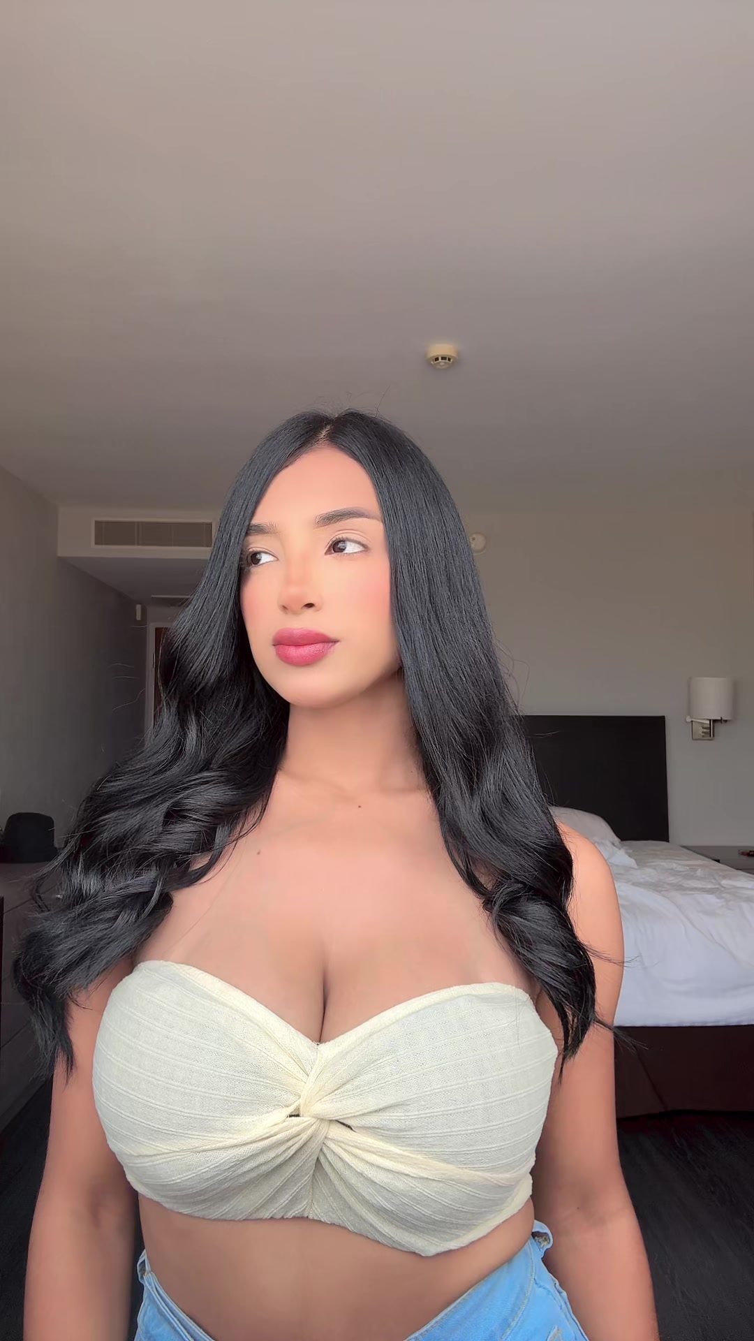 @Angela🪽