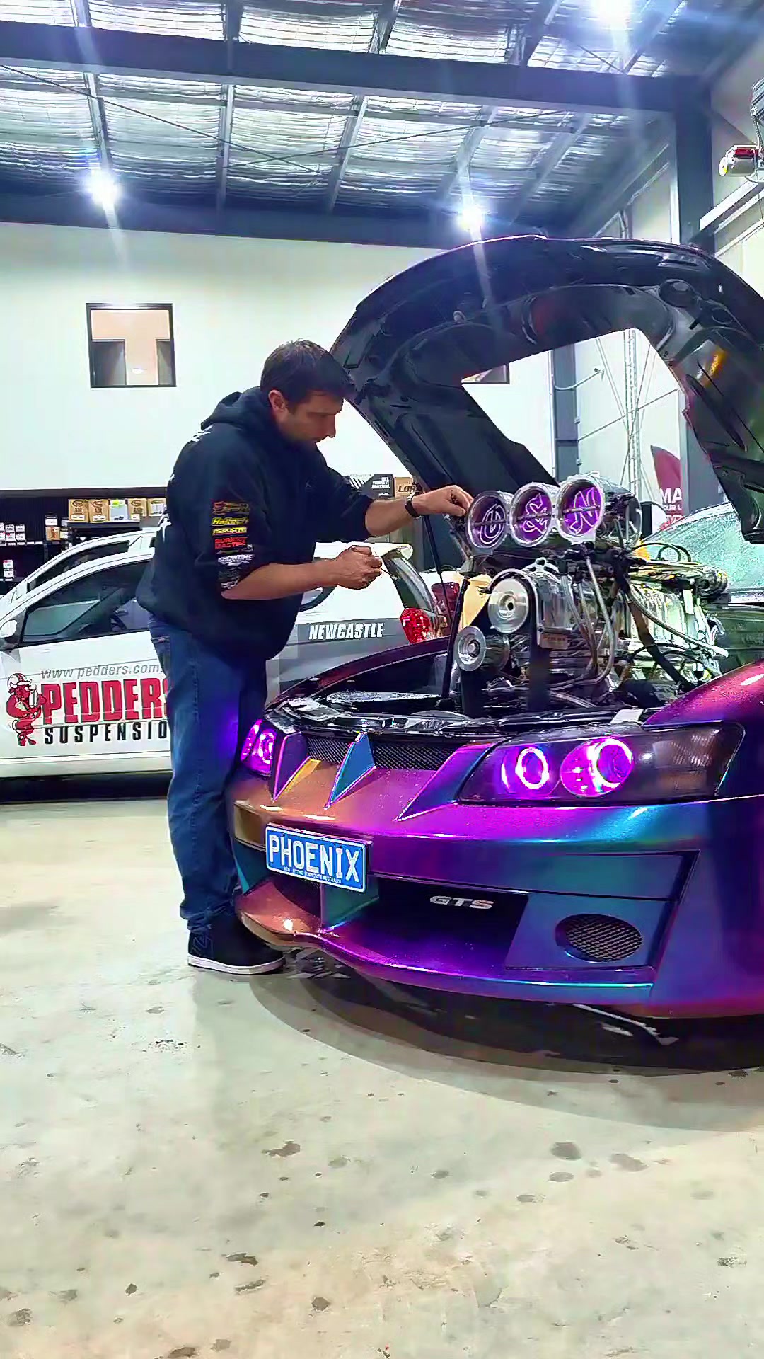@Phoenix & Medusa -Burnout Cars