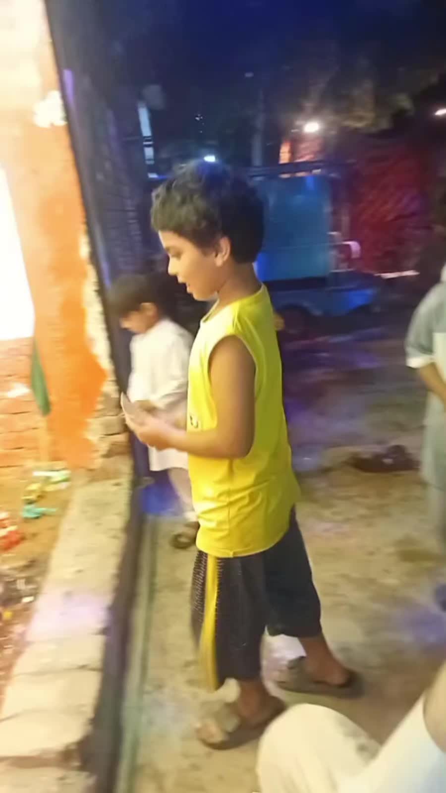 @RANA KAMRAN 라나 감란