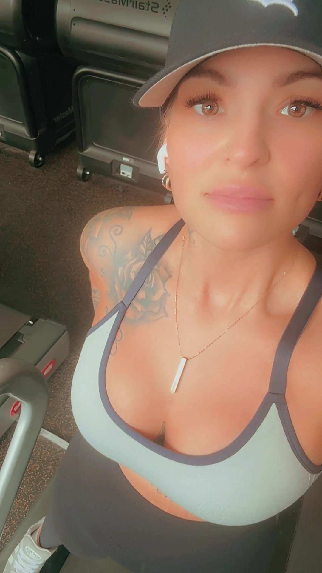 @stephanieeeeee.__