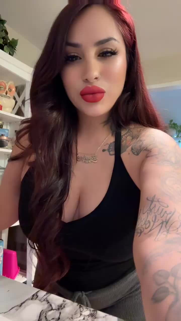 @Love_lashes559