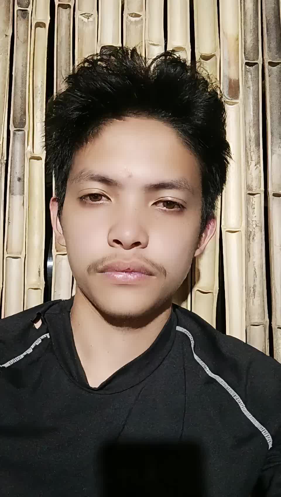 @Mark Jhodel De Juan