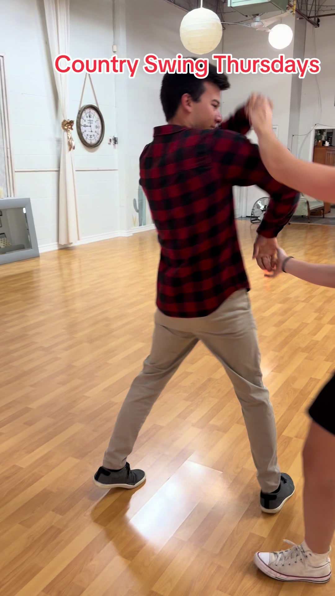 @Simplyballroom.ca