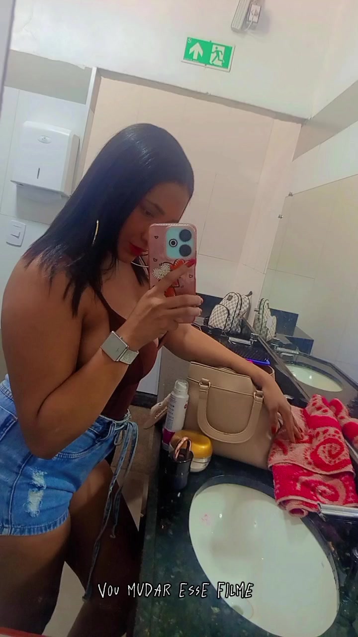 @Eliana Ribas783