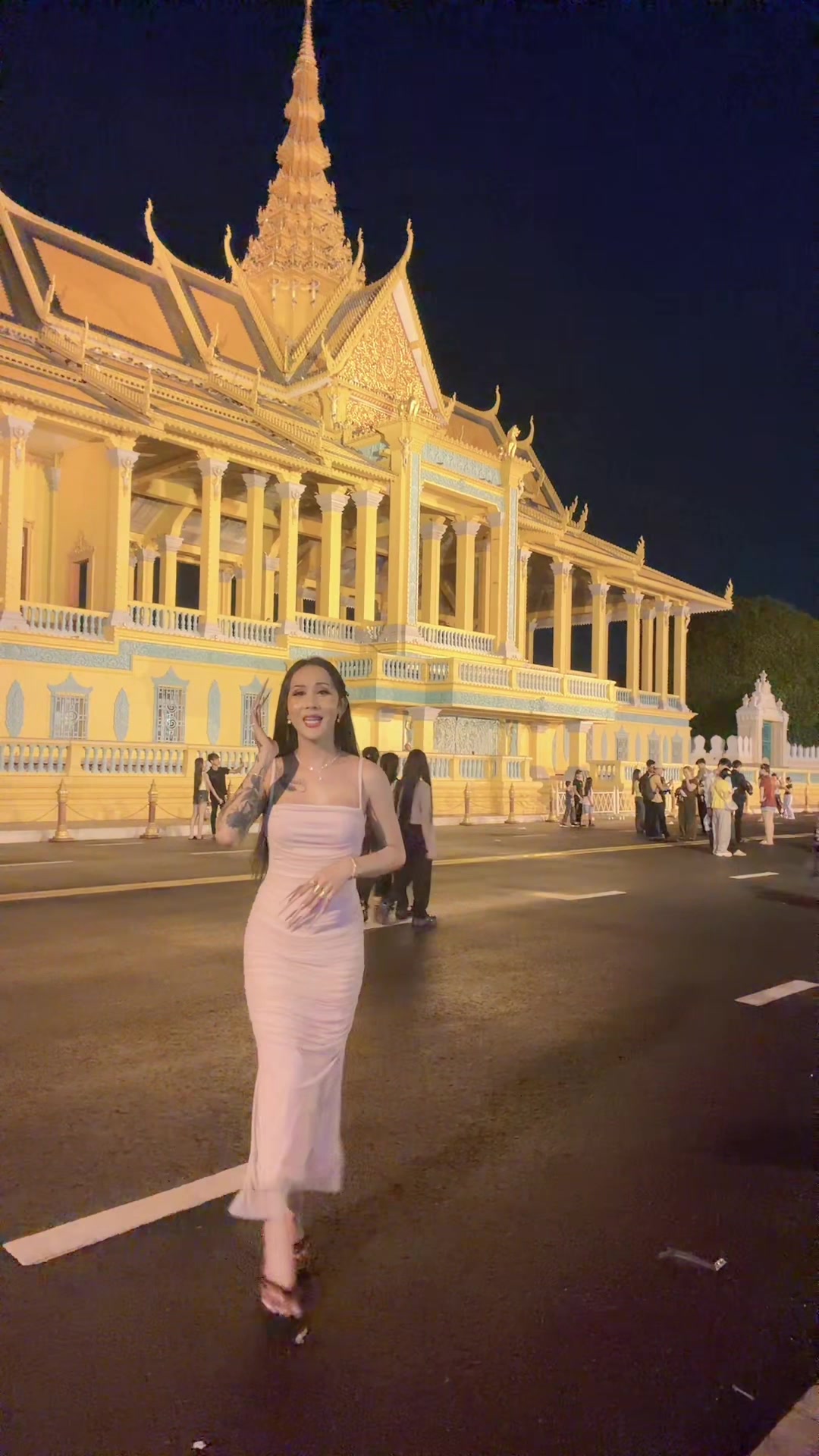 @ផ្កា ស្រពោន សំអាងការបាត់ដំបង