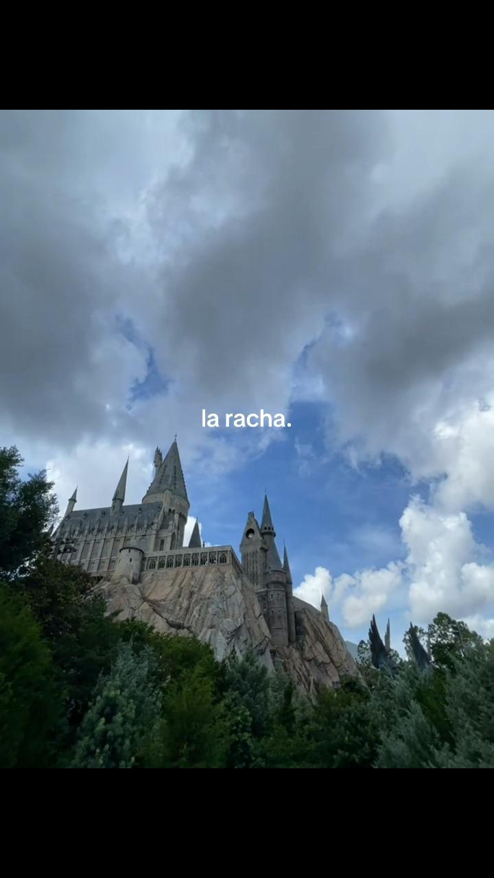 @🥳