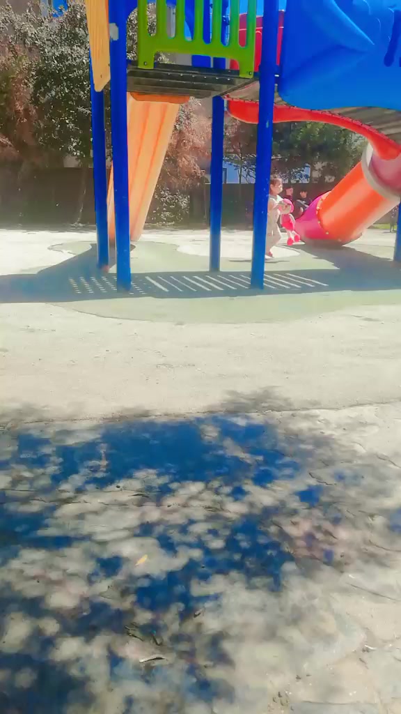 @😘çağla😘cemre👩👧