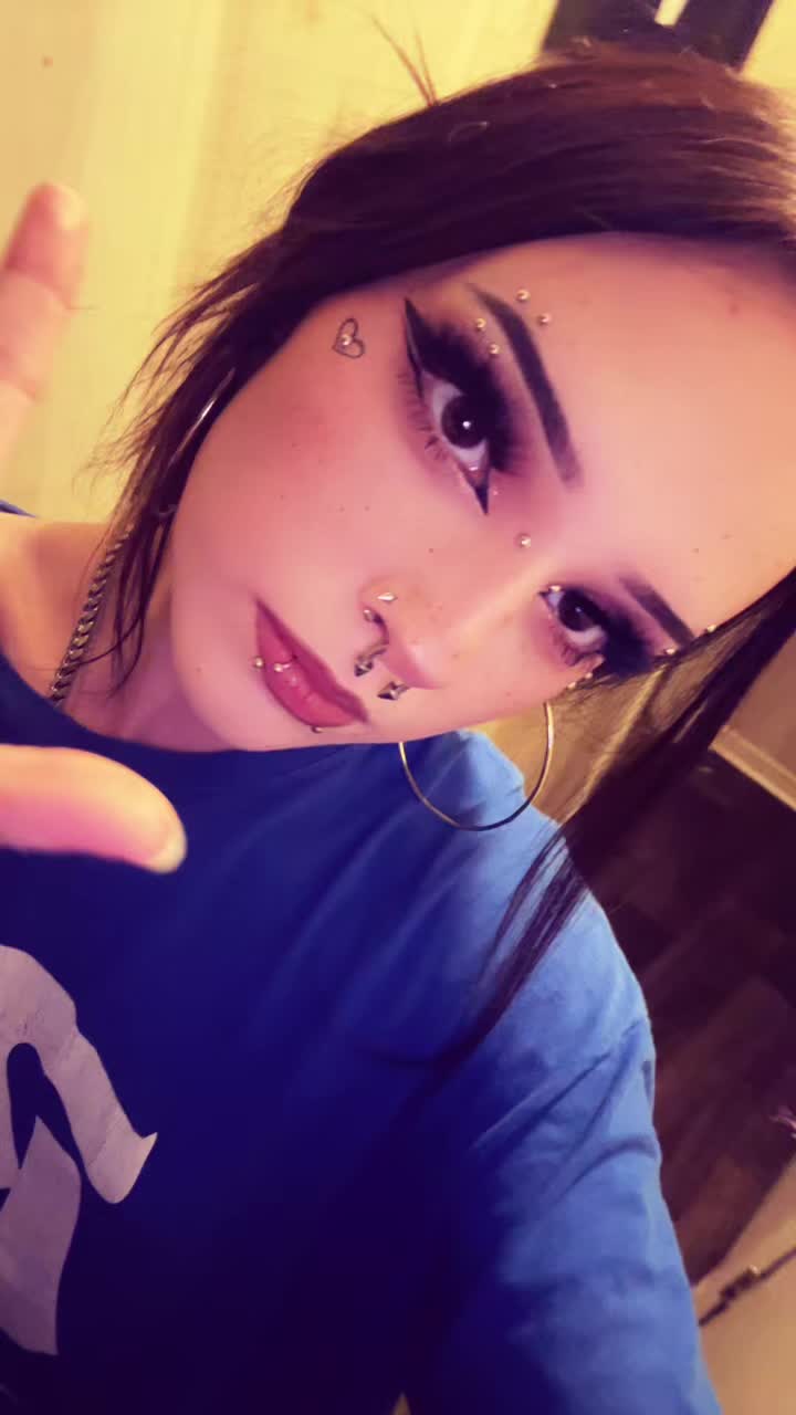 @️
